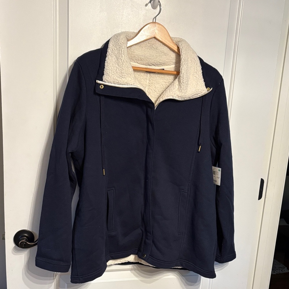 Women’s NWT Basic Editions Navy Teddy Jacket with Cream Lining Size 1X Preppy